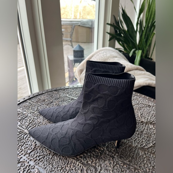 NEW COACH KNIT SOCK BOOTIES IN BLACK 8 - Picture 5 of 10
